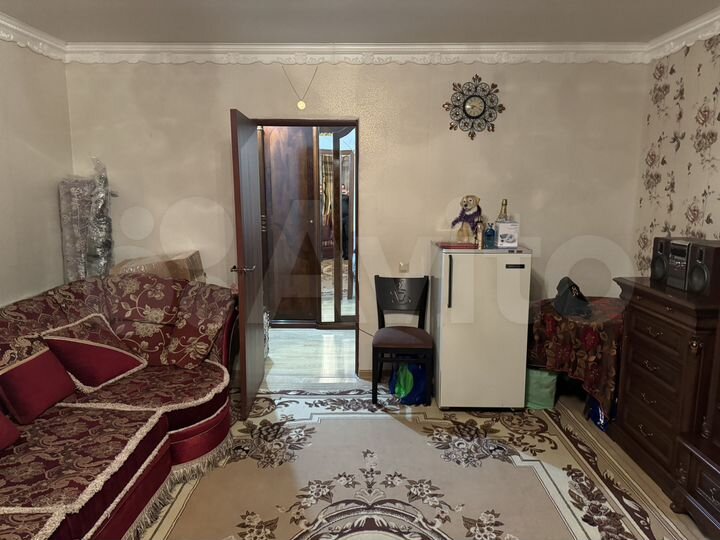 2-к. квартира, 70 м², 10/17 эт.