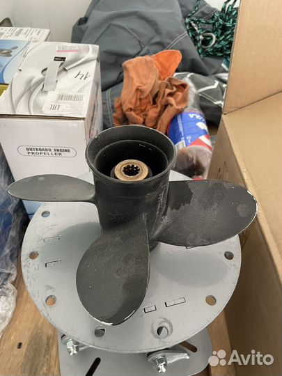 Винт 4 лопасти 8 шаг solas Suzuki df9,9-шаг