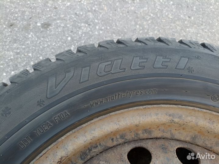 Viatti Bosco Nordico V-523 215/65 R16 98T