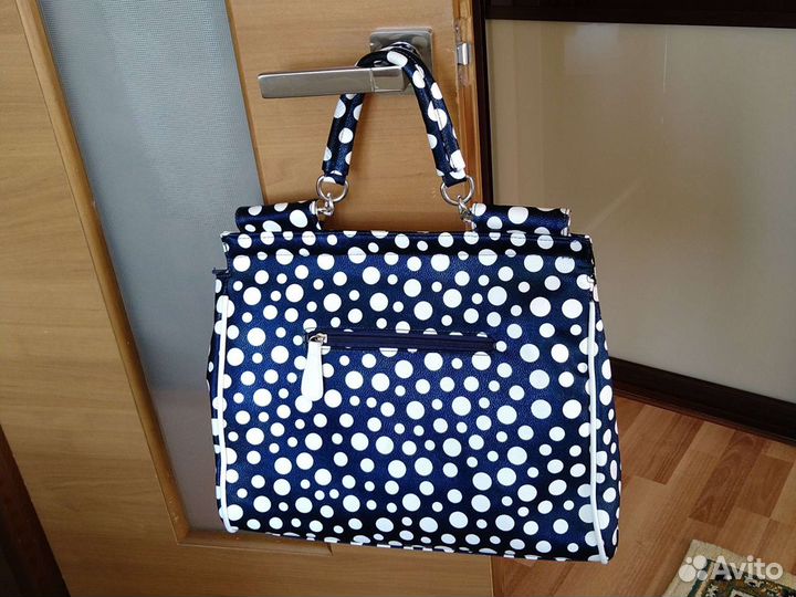 Сумка новая стильная