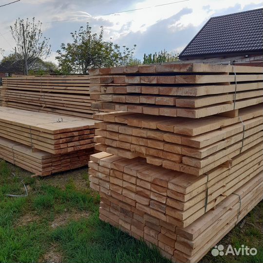 Обрезная доска 50х100х6000 из сосны