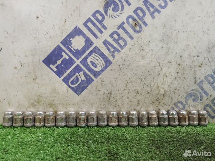 Гайка колесная Hyundai Santa Fe кроссовер 2.4 G4JS