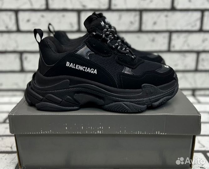 Кроссовки balenciaga triple s