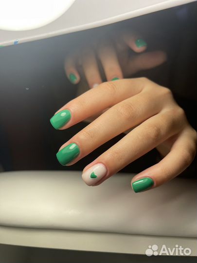 Наращивание ногтей