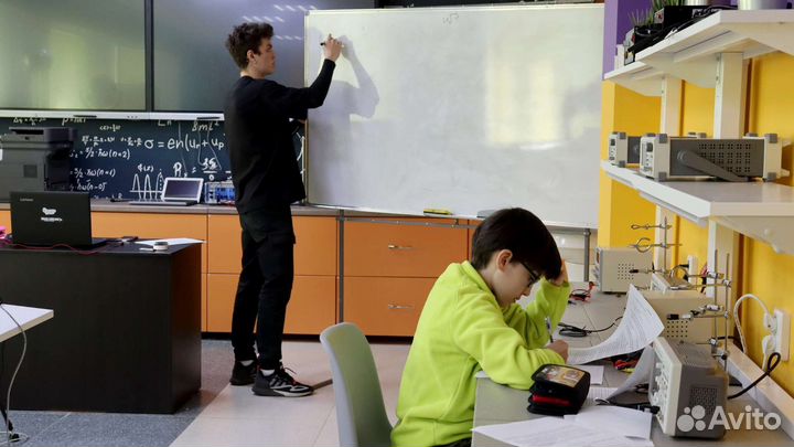 Репетитор по физике и астрономии