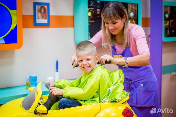 Парикмахер-универсал в детскую парикмахерскую