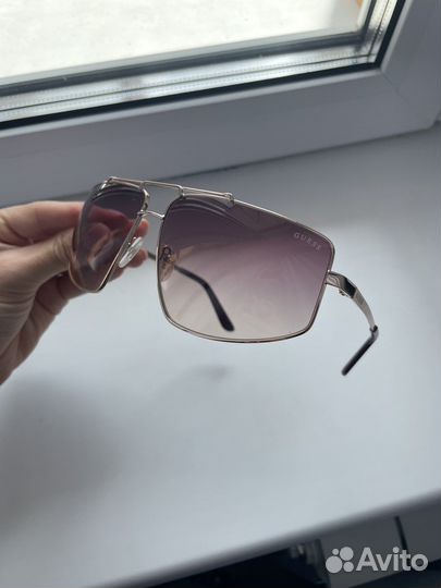 Очки Guess новые