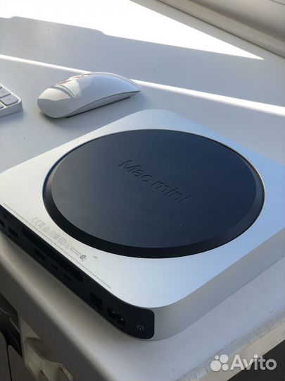 Apple Mac mini m1, Magic Mouse, Magic Keyboard