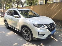 Nissan X-Trail 2.5 CVT, 2019, 28 000 км, с пробегом, цена 2 300 000 руб.