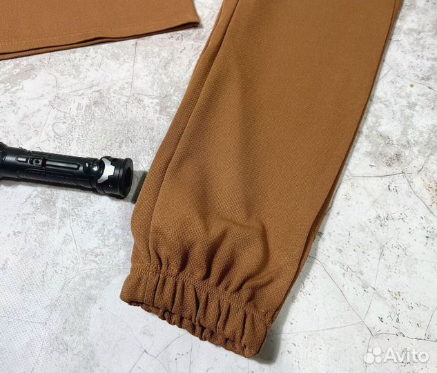 Спортивные костюмы Adidas