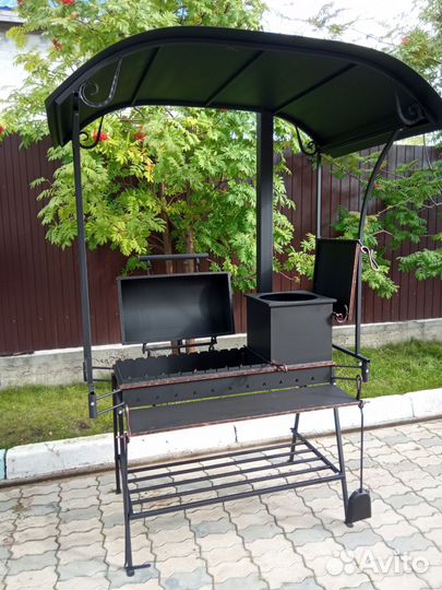 Мангал с крышей
