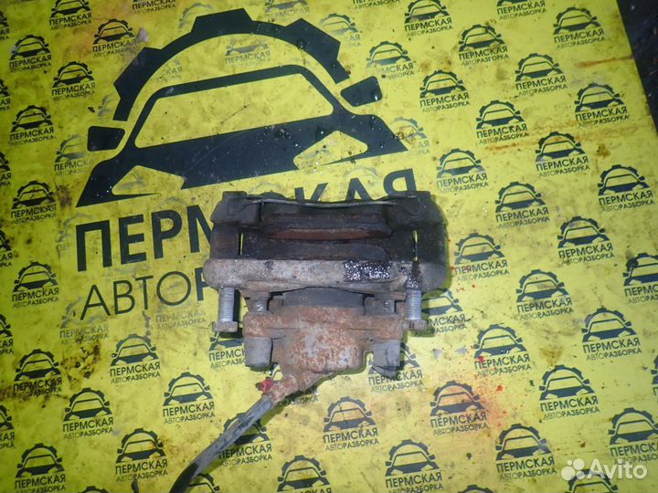 Суппорт тормозной передний правый Renault Fluence