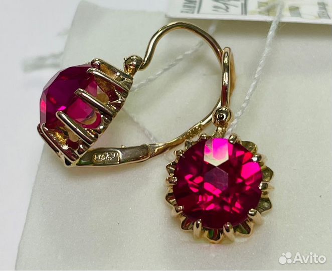 Серьги женские с красным камнем, резные лк