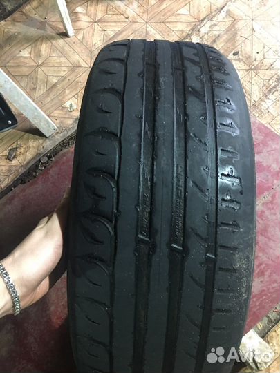 Tigar UHP Ultra High Performance 215/55 R17 98W