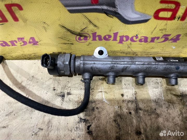 Рампа топливная Kia Sportage JE D4EA 2010