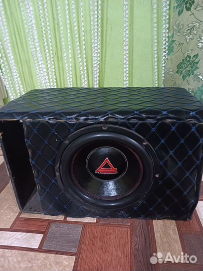 Продам сабвуфер