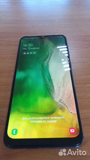 Смартфон Samsung Galaxy A50