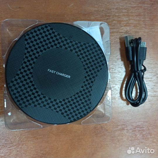 Беспроводная зарядка для телефона, айфона