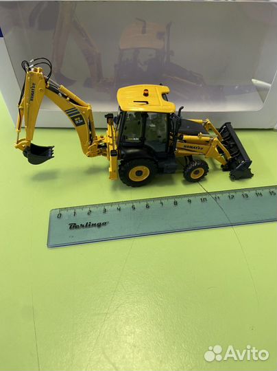 Komatsu Wb93r-8 1:50