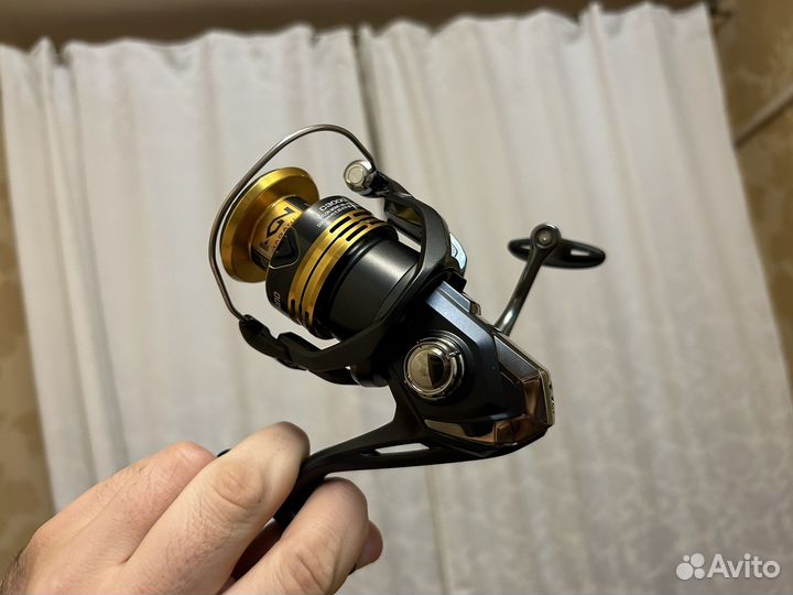 Катушка Shimano Sahara 22 3000