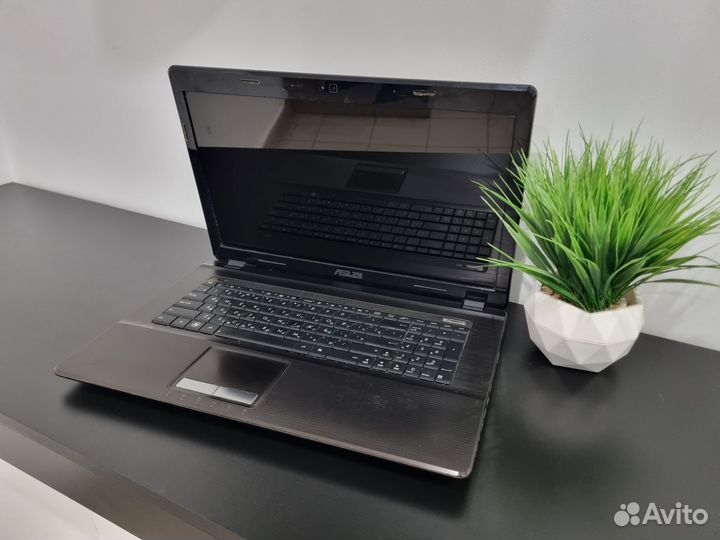 Офисный ноутбук asus 17 дюймов