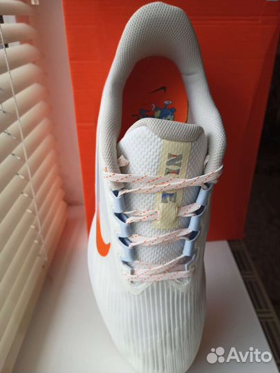 Кроссовки nike