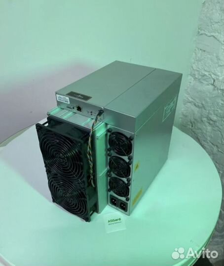 Antminer L7 8800 Mh/s