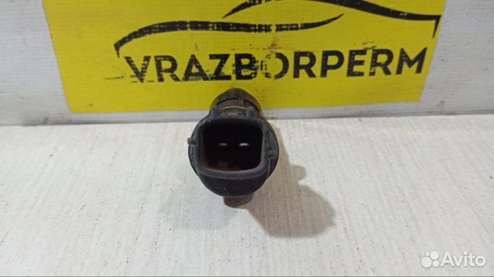 Форсунка топливная Nissan Almera N15