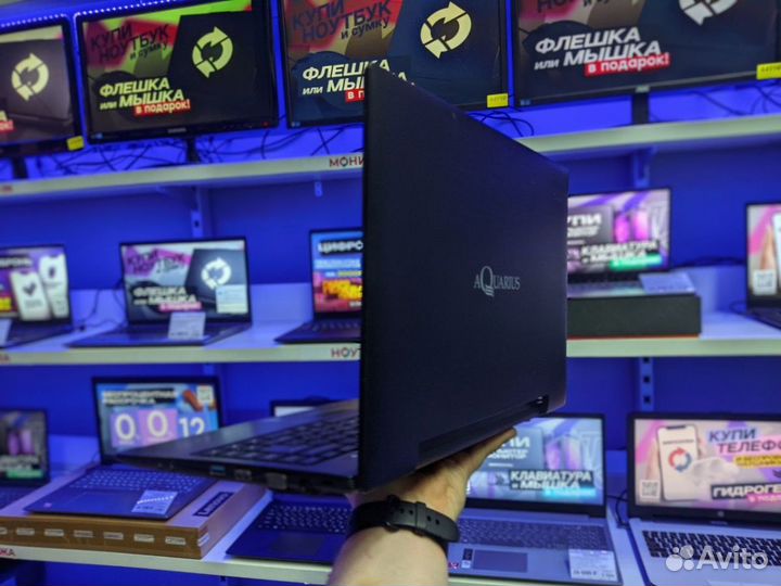 Ноутбук aquarius Intel Pentium 8 гб DDR4