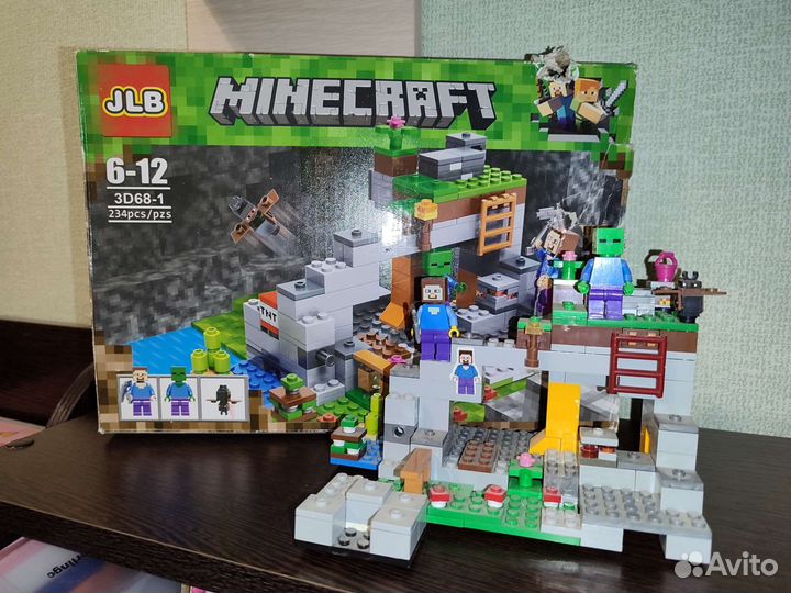 Lego minecraft горная пещера
