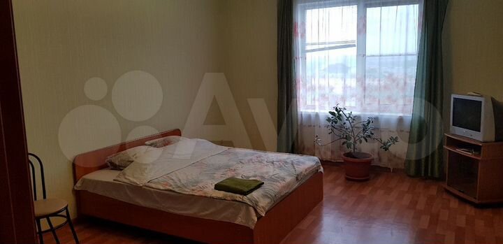 3-к. квартира, 100 м², 10/12 эт.