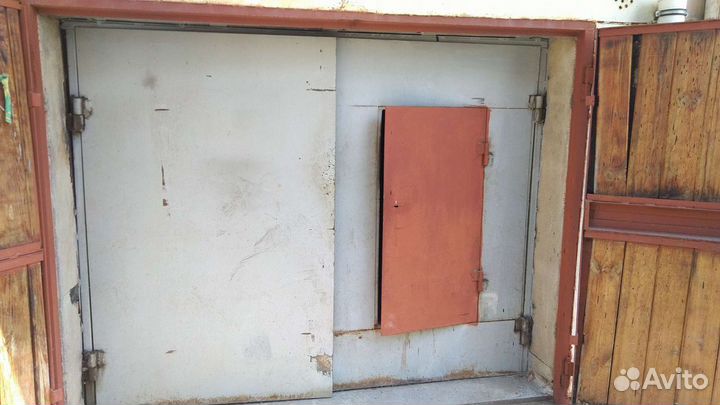 Ворота гаражные металлические бу