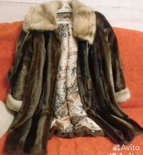 Дубленка женская 54, шубка