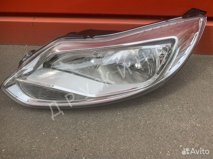 Фара левая на Ford Focus 3 11-15