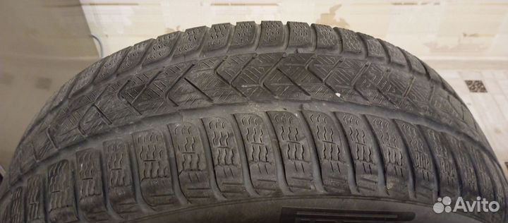 Pirelli Winter 190 225/55 R18 98H