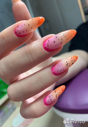 Мастер маникюра и педикюра