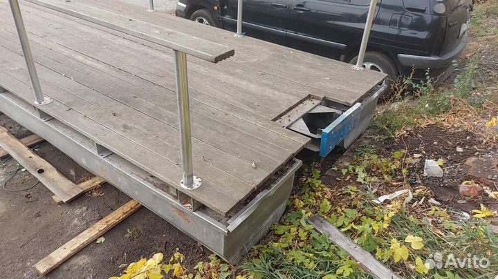 Катамаран, плот