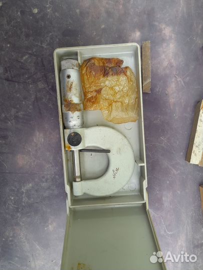 Резцы токарные разные