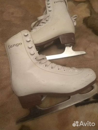 Коньки фигурные 32 размер