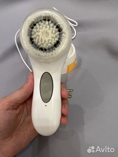 Щетка для чистки/массажа лица Clarisonic