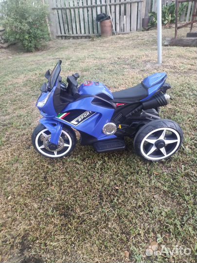 Детский электромобиль бу