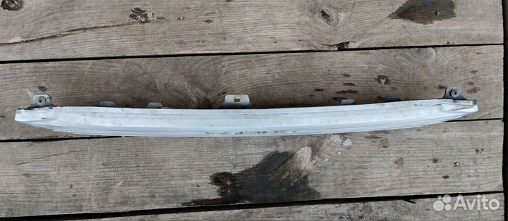 Решетка радиатора Тойота Карина