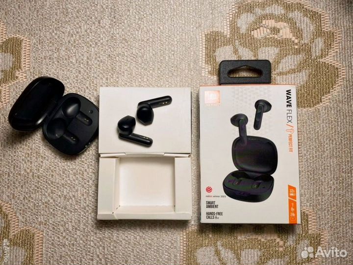 Беспроводные наушники jbl