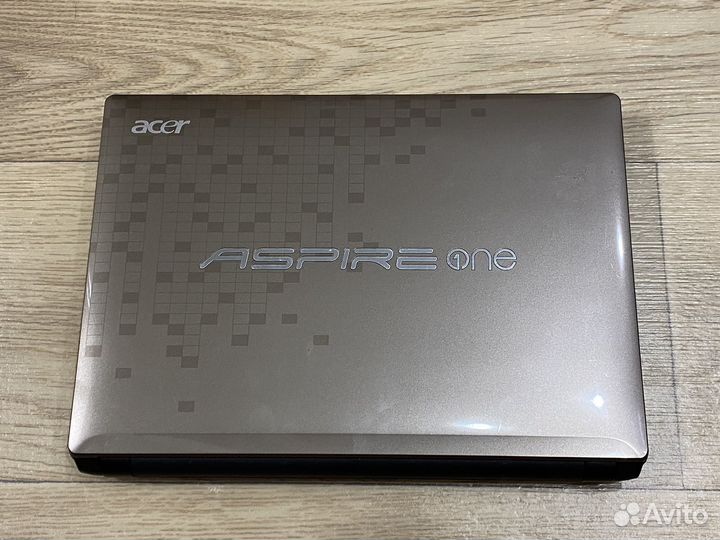 Нетбук Acer aspire one