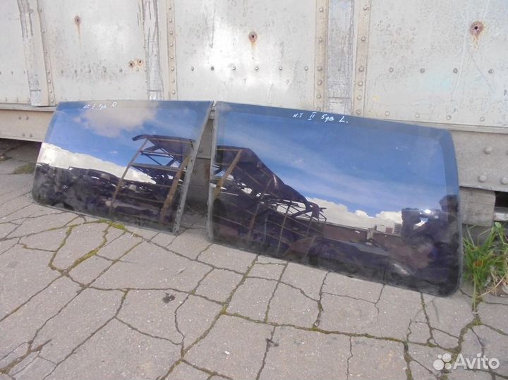 Ниссан Террано 2 Стекло багажника