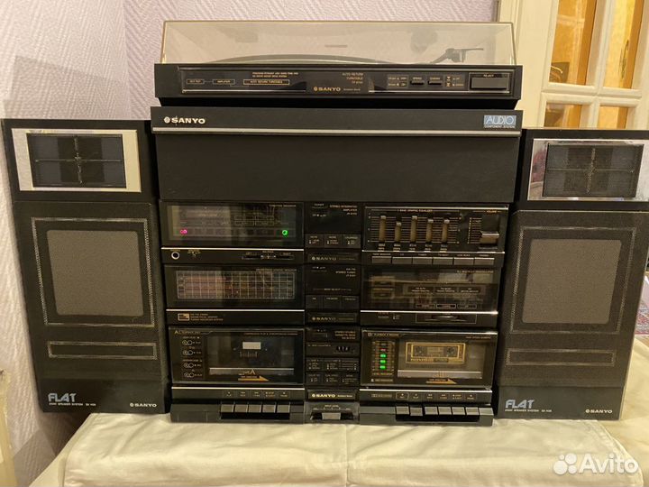 Sanyo 6100 музыкальный центр