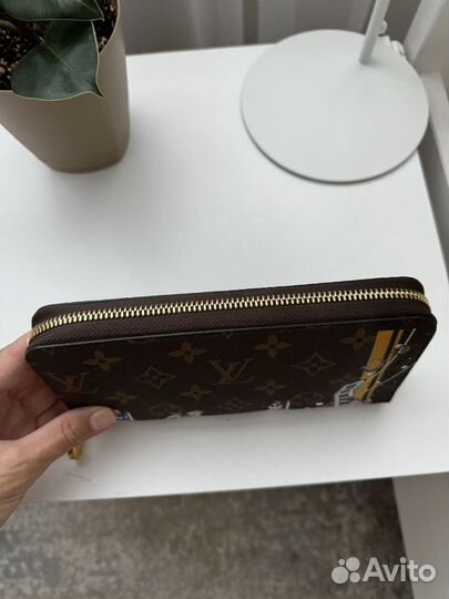 Louis vuitton кошелек