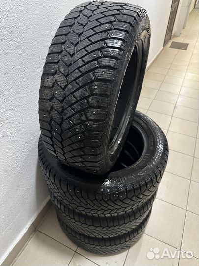 Gislaved Nord Frost 200 235/55 R17