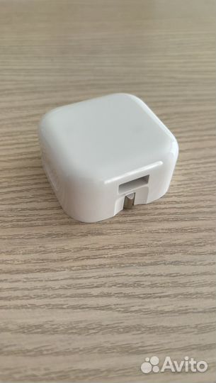 Зарядное устройство Apple 5v, 1A