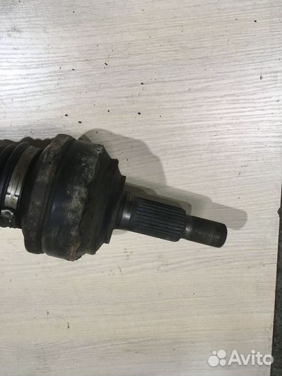 Полуось задняя фольксваген тоуарег 3.2 AZZ
